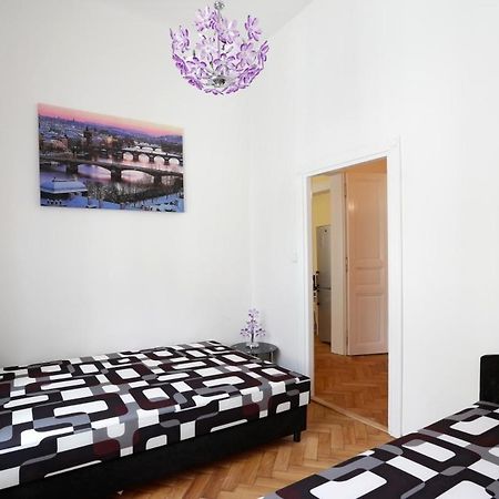 Apartment Near The Charles Bridge Prague Bilik gambar